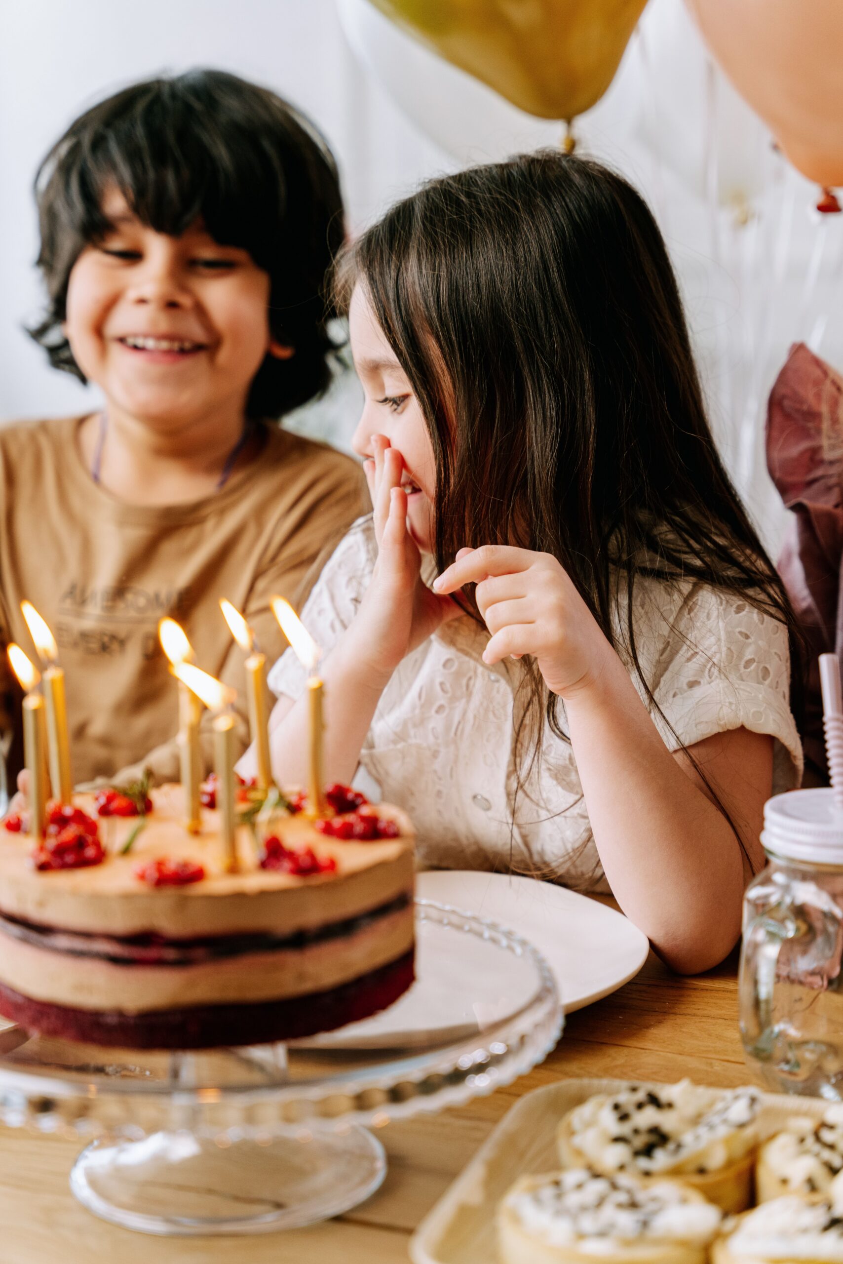 Kids birthday party with cake and candles - Main Event DJ Prague